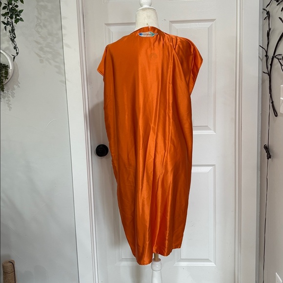 NWT COLOI Vibrant Orange Silk Sleeveless Kimono - Picture 3 of 6